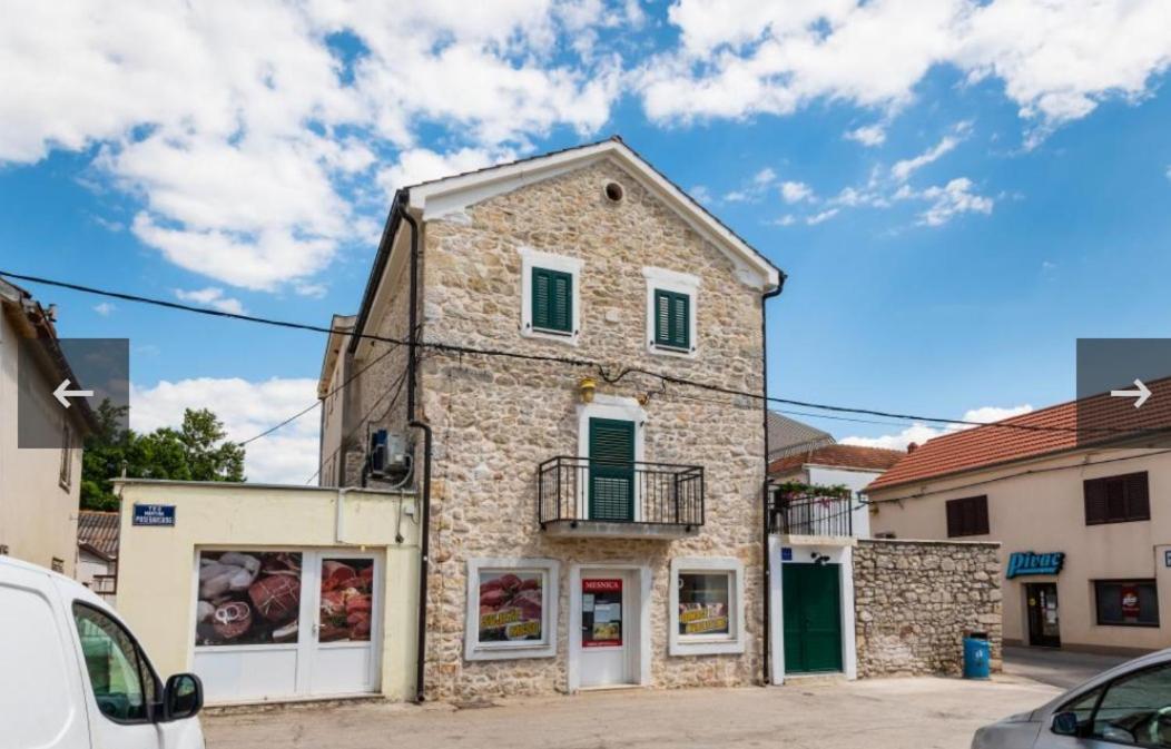 Kuca Za Odmor Megi Apartamento Posedarje Exterior foto