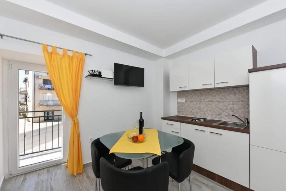 Kuca Za Odmor Megi Apartamento Posedarje Exterior foto