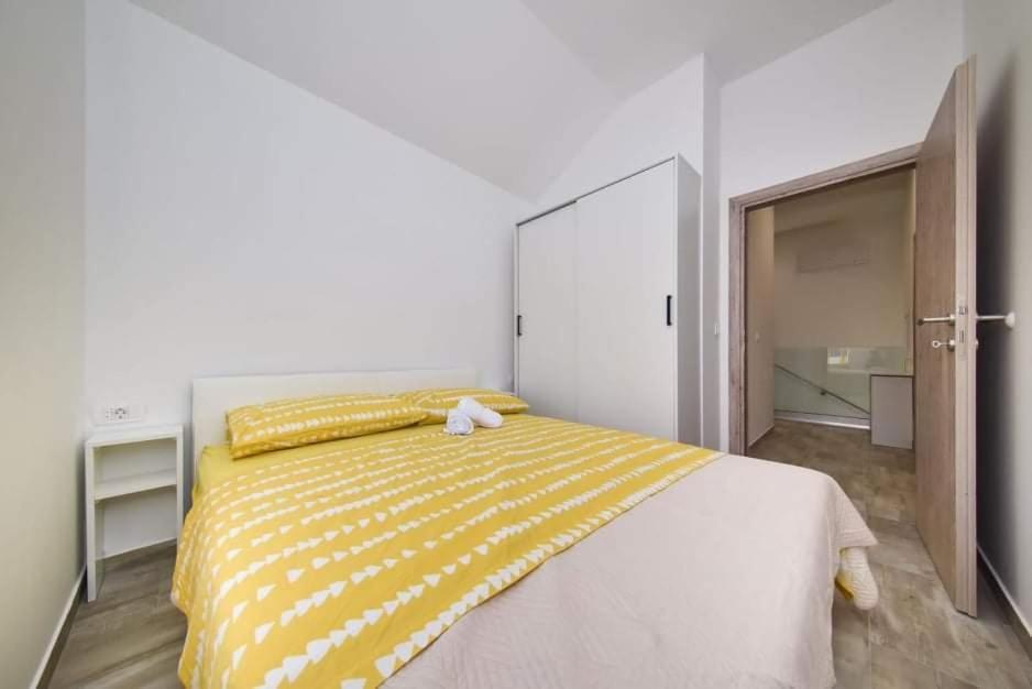 Kuca Za Odmor Megi Apartamento Posedarje Exterior foto